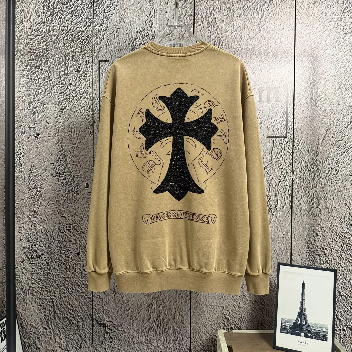 《𝙉𝙚𝙬⚜️ 》 2026* New Arrival Same Style 、 Size：S M L XL XXL ：Black Red Khaki Gray Red